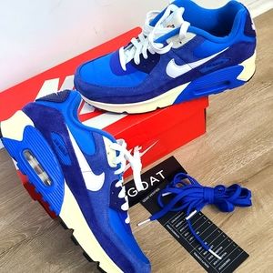 Nike Air Max, Size Yth 7Y, 90 SE 'Signal Blue' - Size 7Y